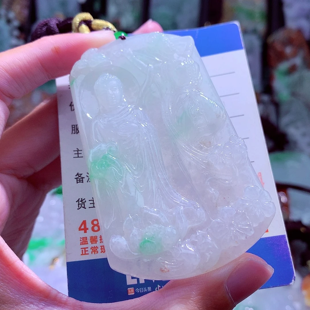 颈饰未镶嵌翡翠天然