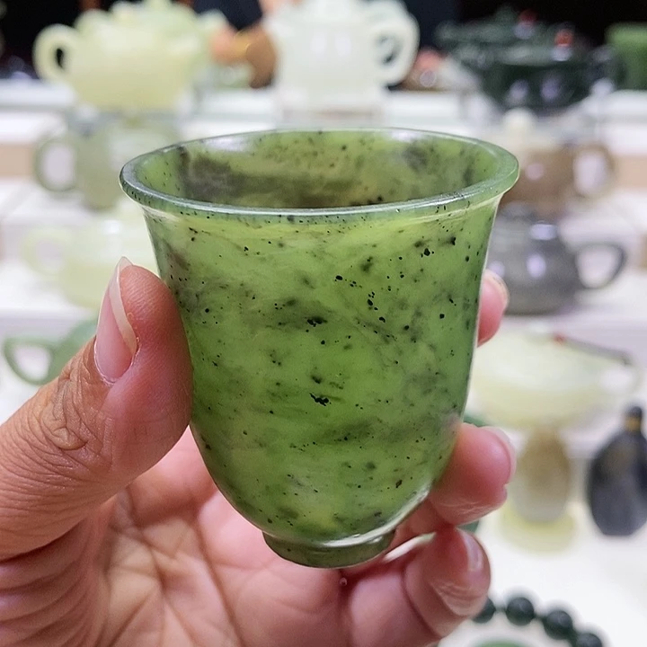 未镶嵌和田玉挂件茶杯60m l