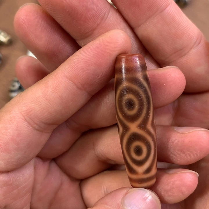 玛瑙/玉髓未镶嵌珠宝半成品昕****?