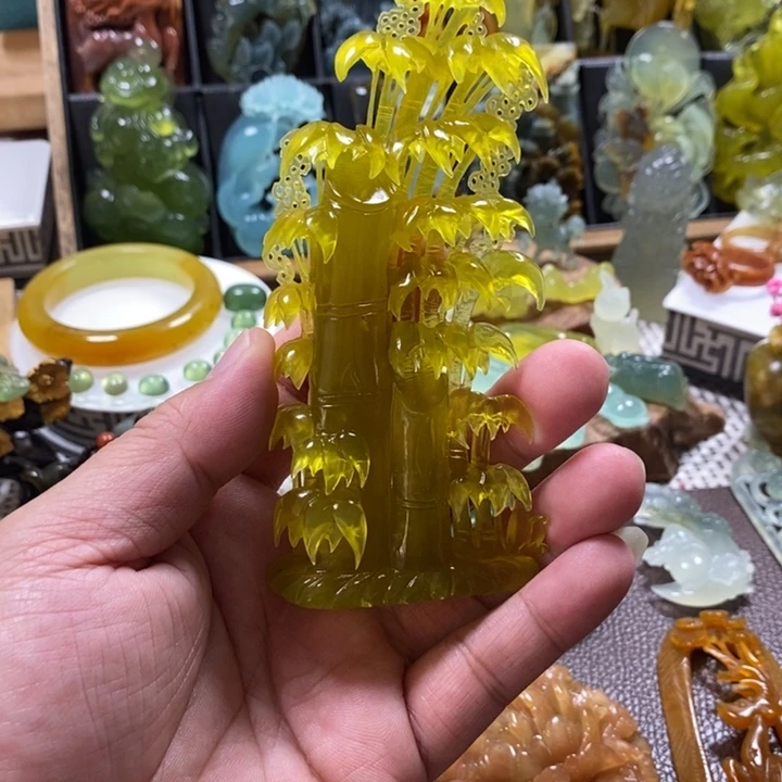 蛇纹石玉未镶嵌小摆