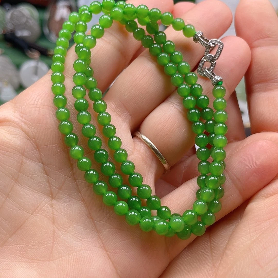 颈饰银S925镶嵌和田玉（碧玉）九**?