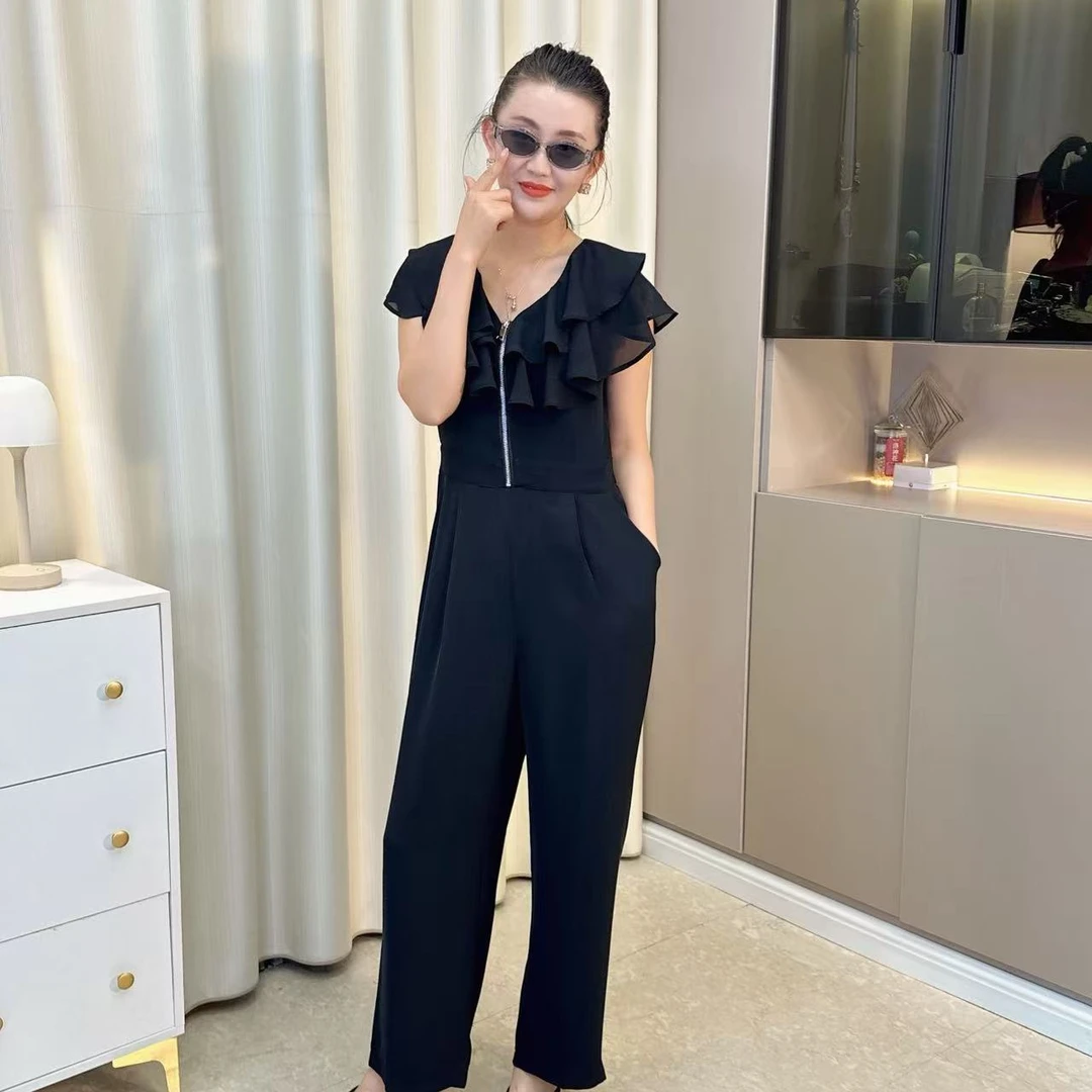 【二婷衣橱】25年夏季气质显瘦时尚休闲百搭黑色花边连体裤7290