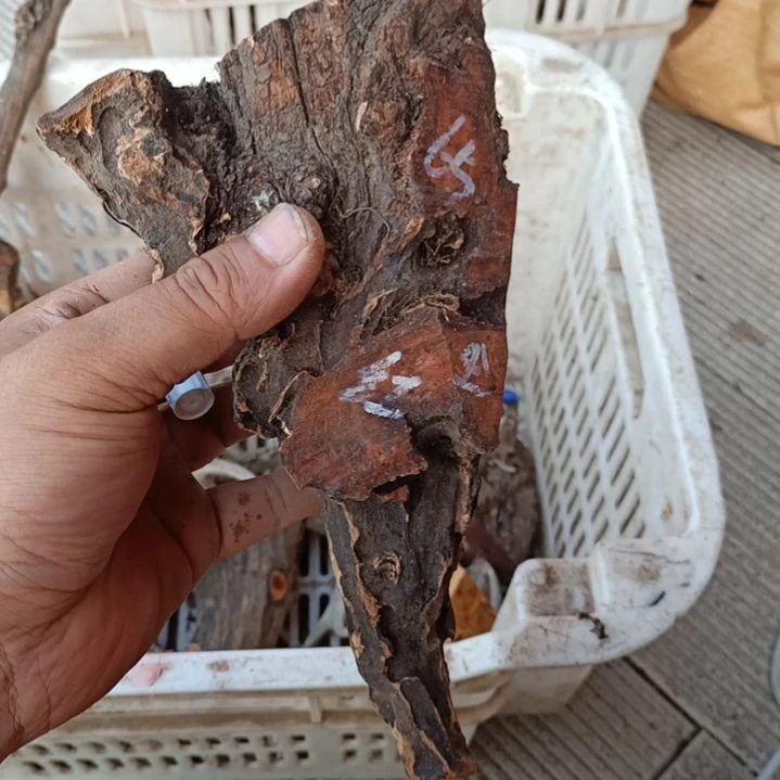 淡***尘柏木黑疙瘩毛料毛料