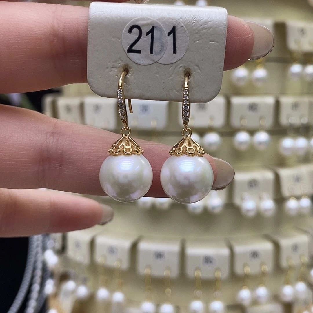 淡水珍珠银S925镶嵌耳饰