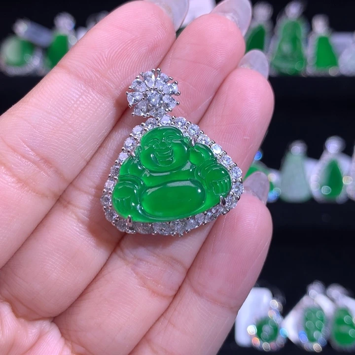 【闪购商品】颈饰银S925镶嵌翡翠