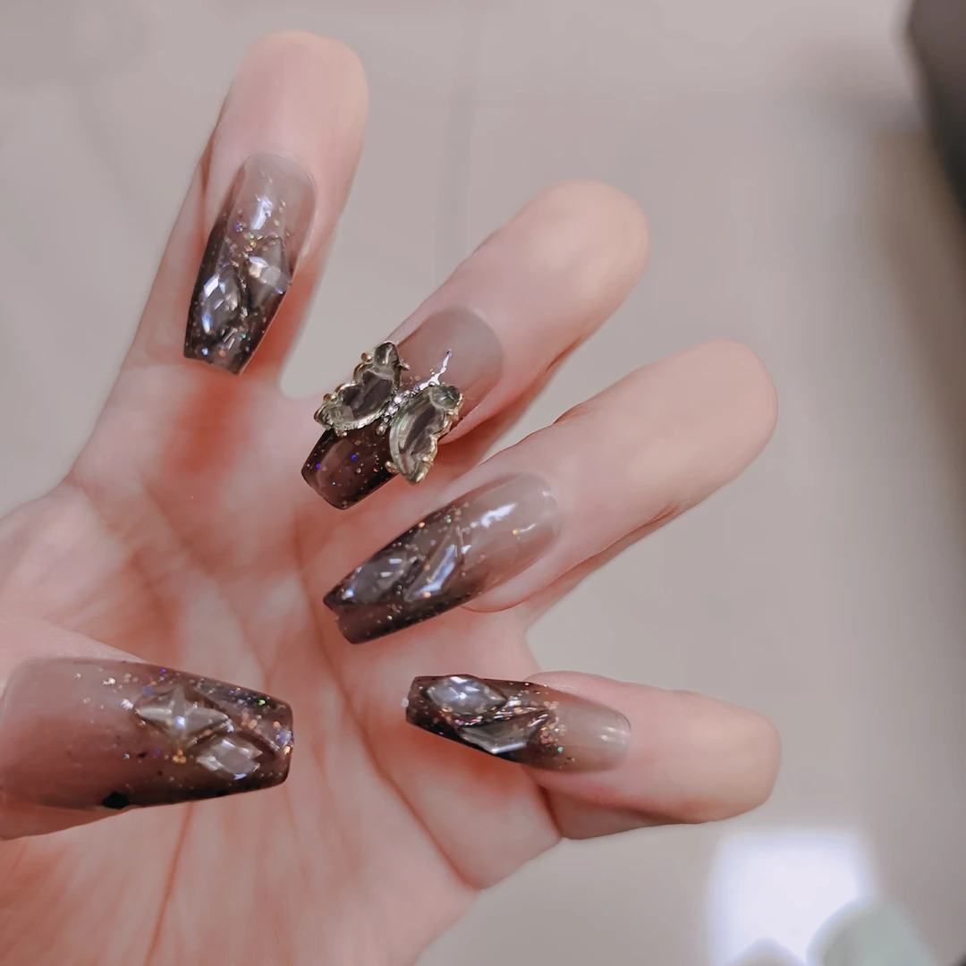 穿戴甲裸色S019黑闪蝴蝶中梯气质显白手工暗黑重工炫酷假指甲片