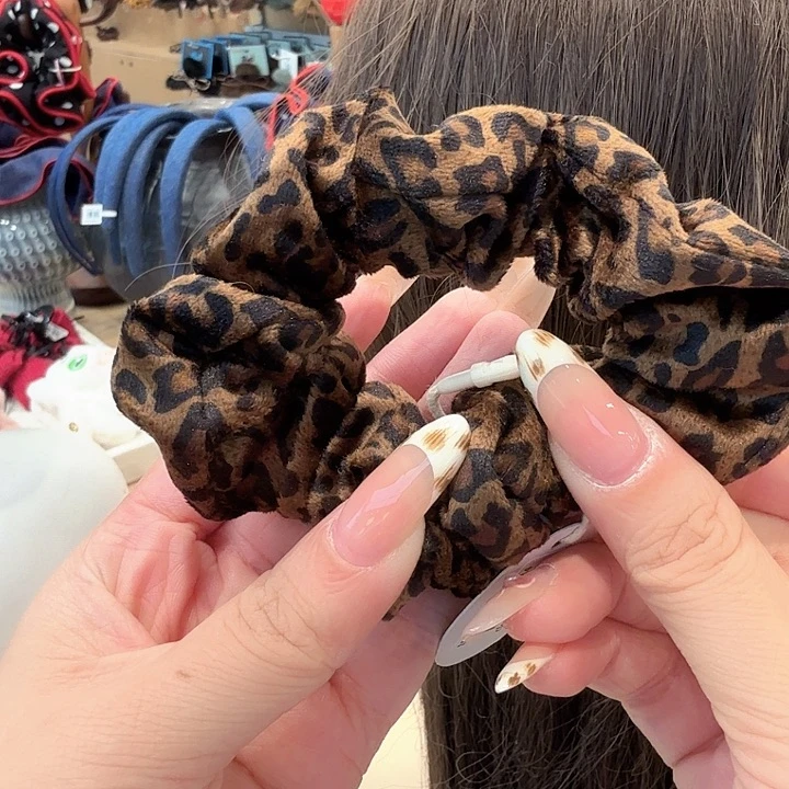 娇****豹纹丝绒小肠圈9米