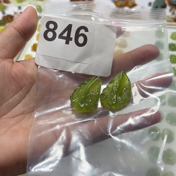 合金蛇纹石玉耳饰