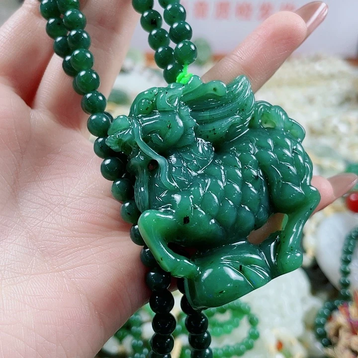 未镶嵌和田玉挂件