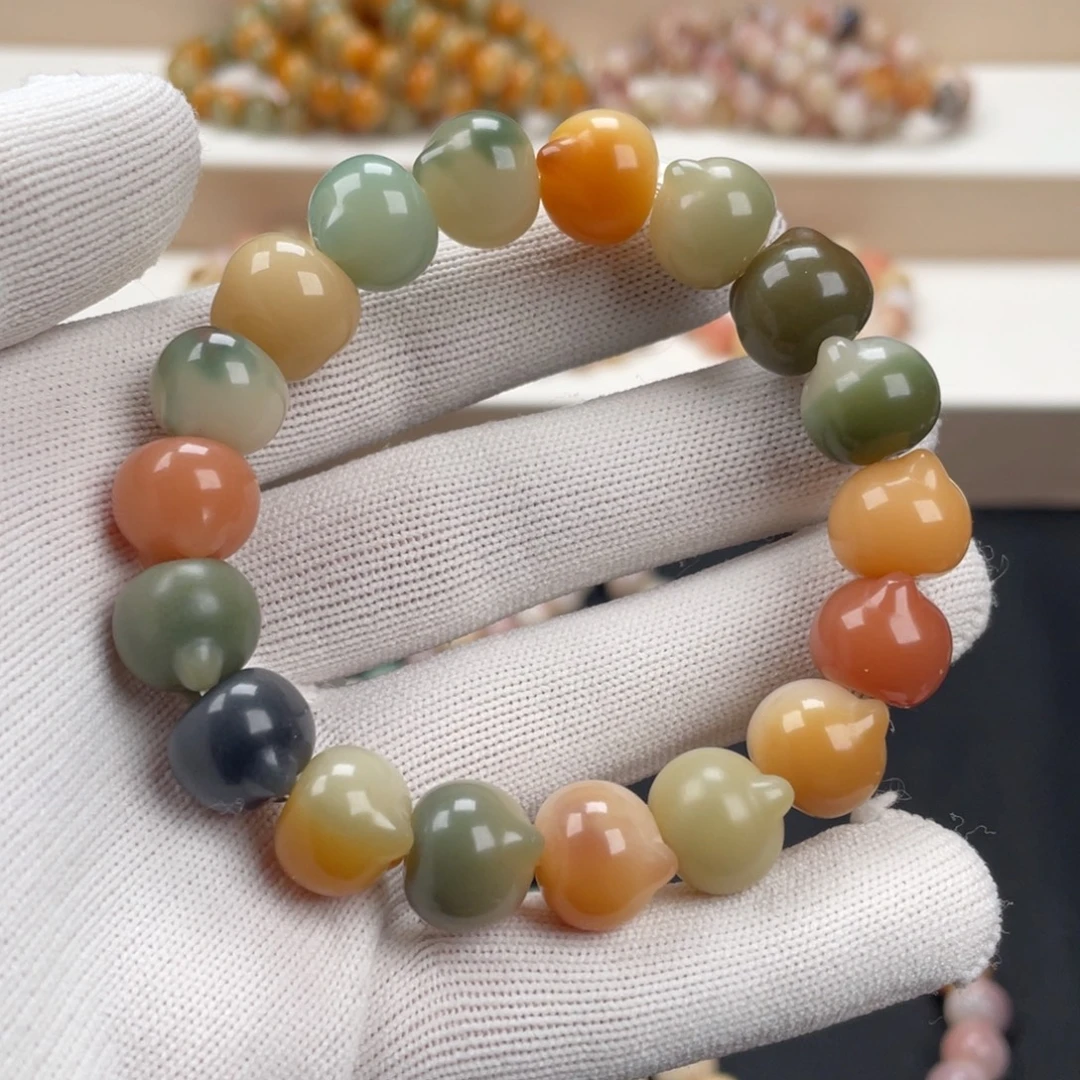 白玉菩提吊坠多宝猫头通货