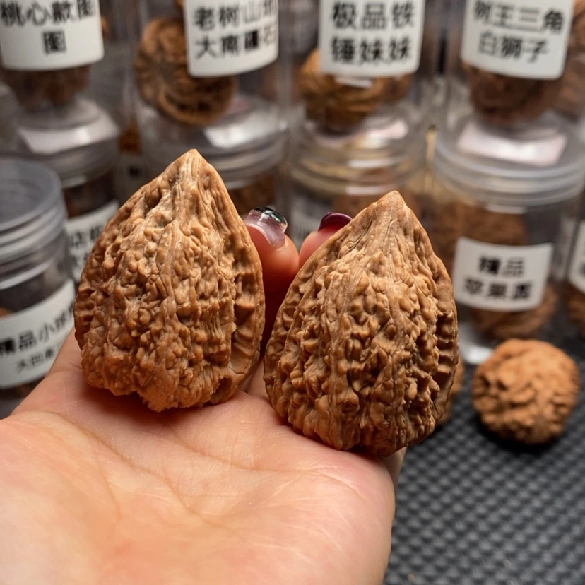 【闪购商品】吊坠文玩核桃塔尖33.5