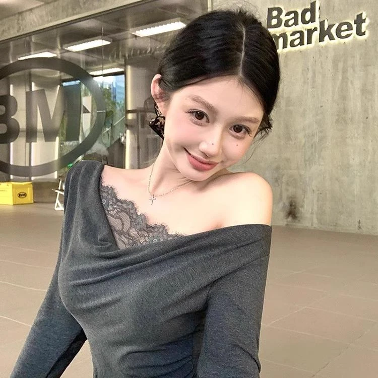 抓心honey设计感拼接蕾丝长袖t恤女秋季复古修身显瘦内搭打底上衣