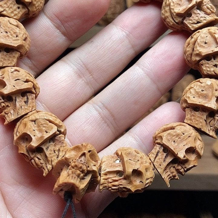 纯手工锤纹骷髅手串