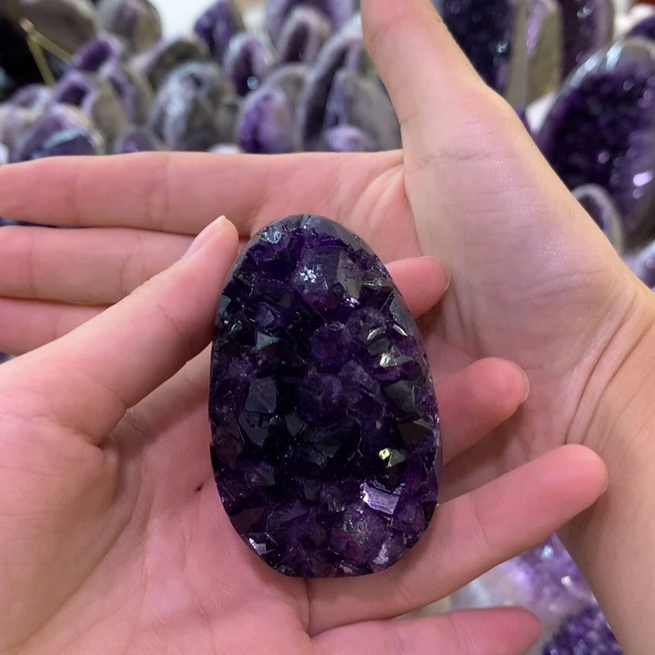 唯***玥未镶嵌大型摆件（非配饰）水晶