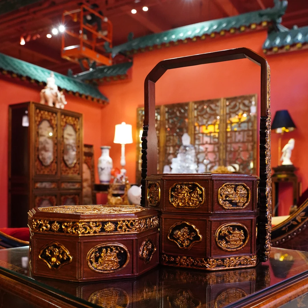 【本尼家】YS70中式装饰三层盖盒花梨木雕刻描金山水人物提篮摆件