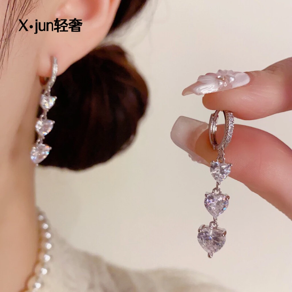 铜合金耳饰 韩式精致时尚镶钻爱心流苏耳扣轻奢百搭高级超闪耳坠