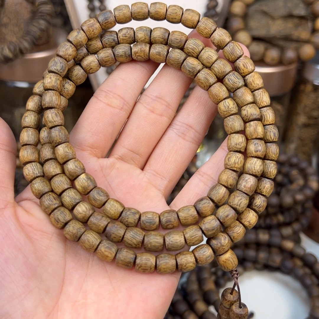 沉香碎屑沉香木海南沉香高端老料白棋鼓珠0.8