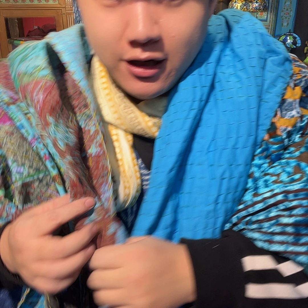 浩***教乳胶丝绒加棉床盖各一条