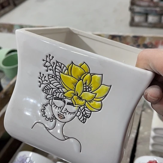 多肉绿植陶瓷花盆9.9包邮，有孔