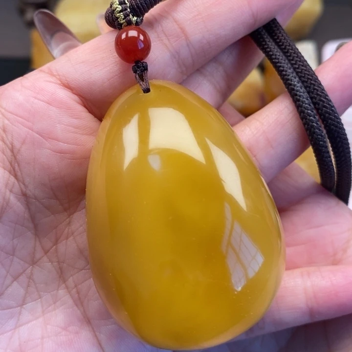 定制琥珀未镶嵌蜜蜡