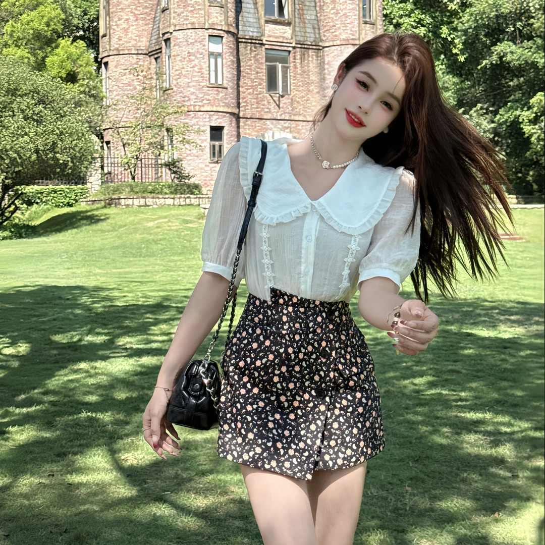 【十一家】原创【白衫绮梦】法式娃娃领上衣+碎花短裙裤套装LJD62902