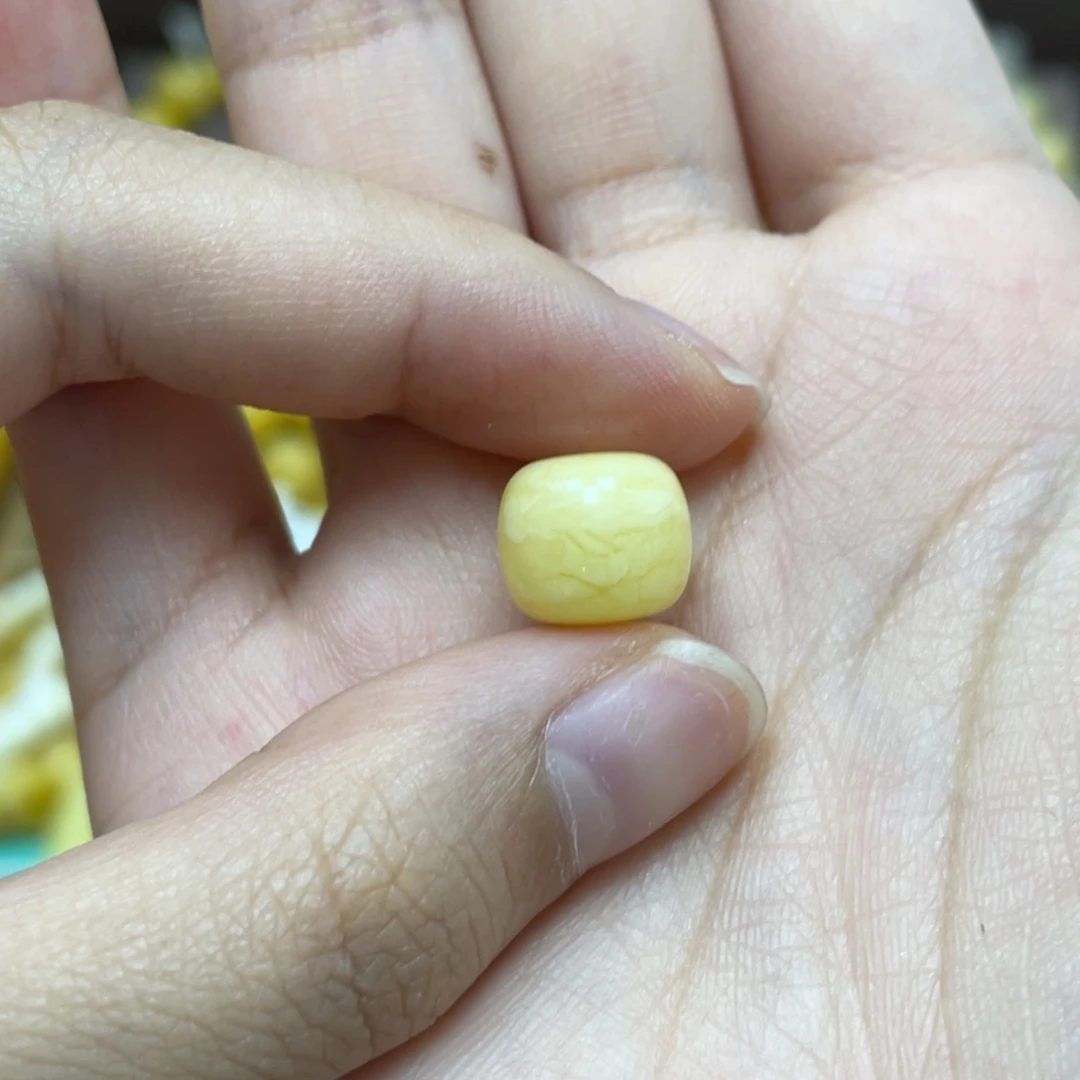 未镶嵌琥珀裸石N****z瑕疵老型珠10.9x9.5mm