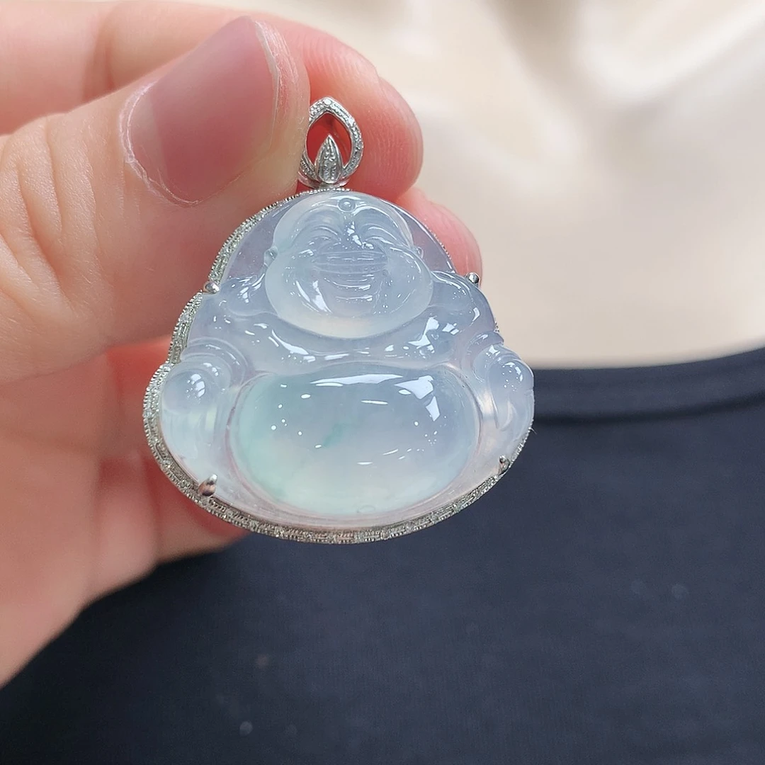 翡翠18K金镶嵌颈饰佛公