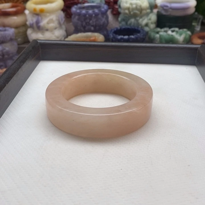 夢***影石英质玉未镶嵌手镯