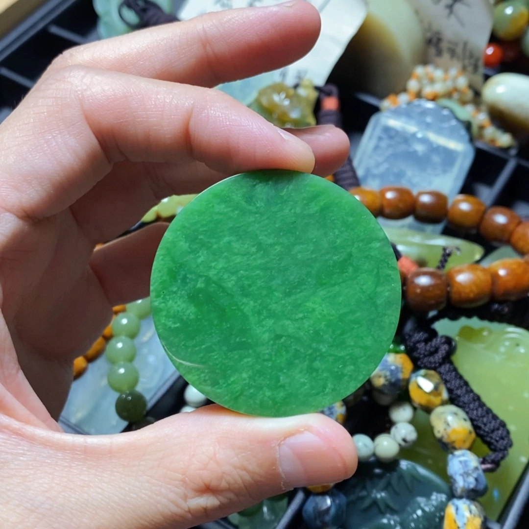 和田玉（碧玉）未镶嵌颈饰