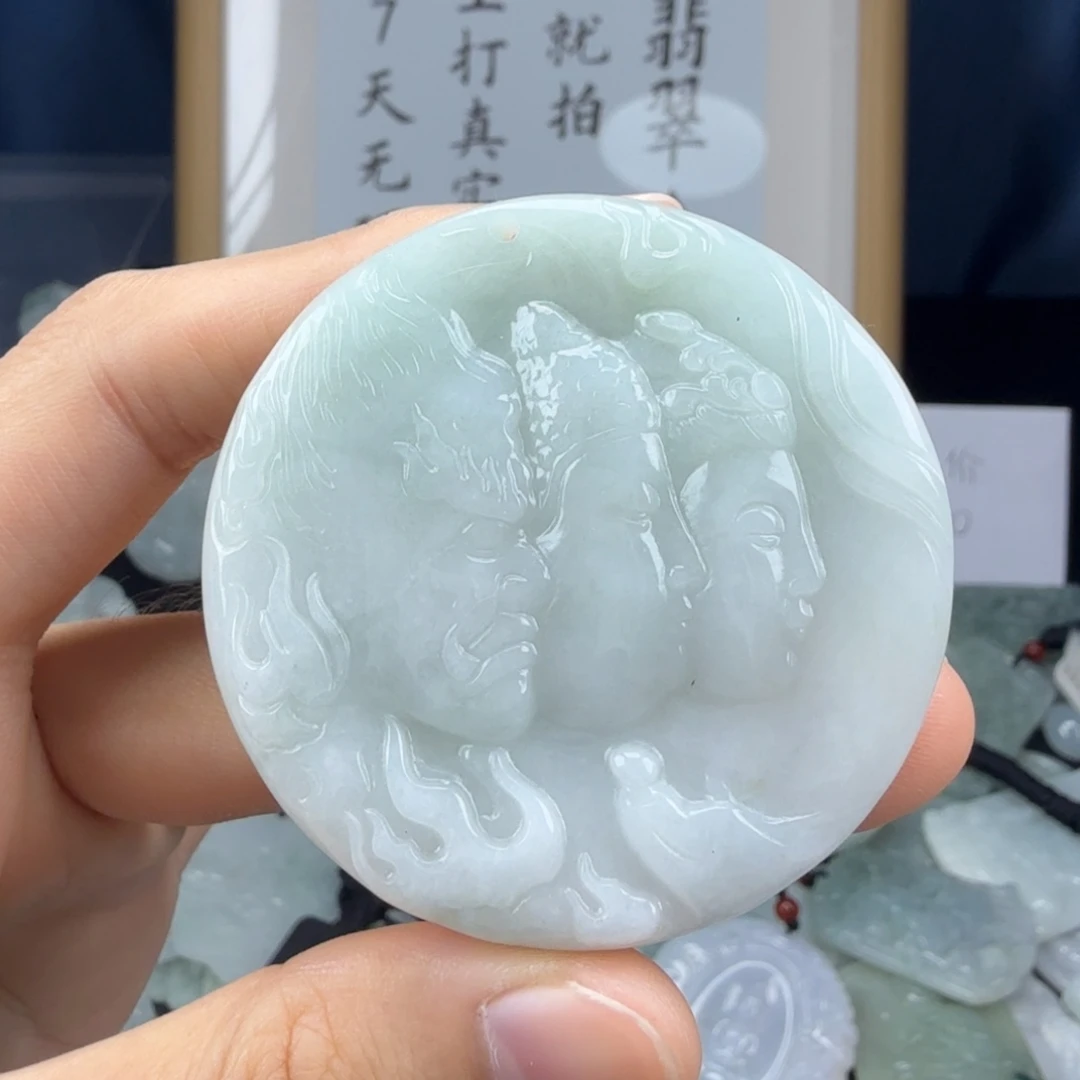 翡翠未镶嵌颈饰翡翠