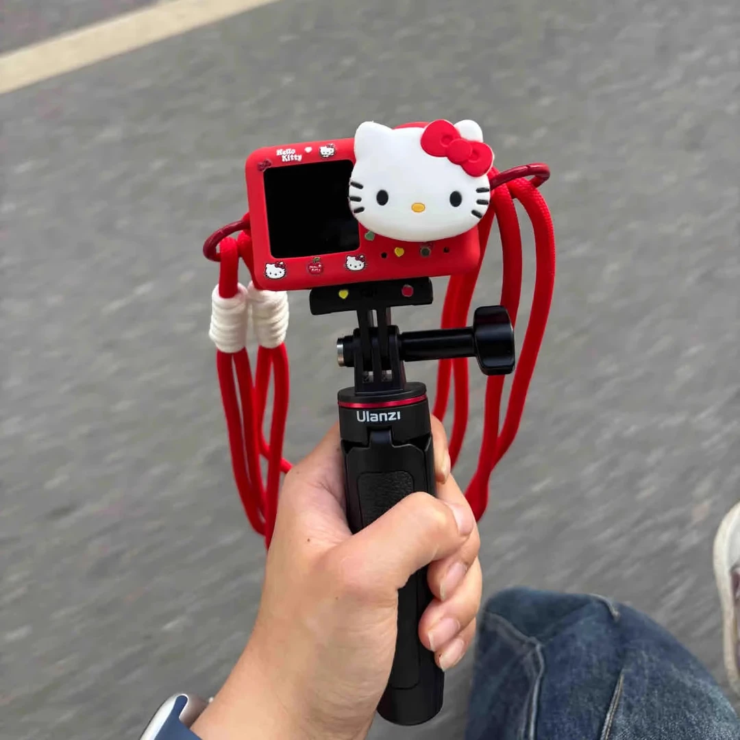 适用于大疆action5pro/4/3配件相机保护套镜头保护壳硅胶可爱挂绳