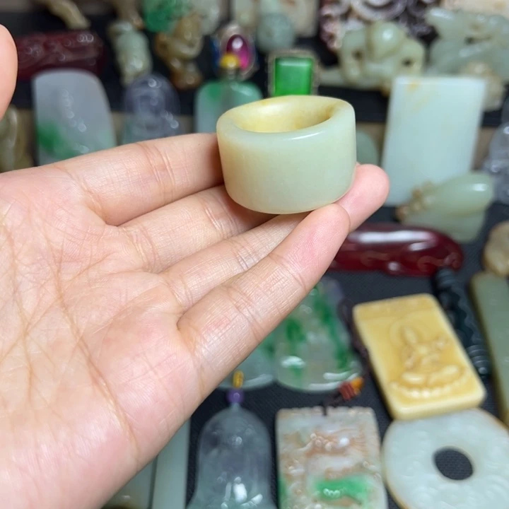 吊坠滴血莲花菩提