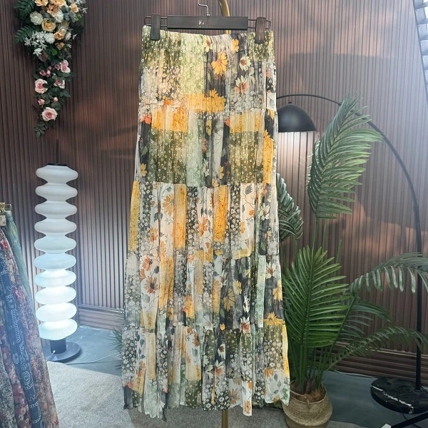 1605 2025夏季新款气质显瘦小众半身裙 Q3393