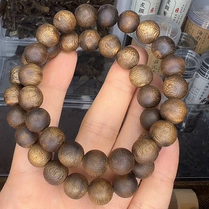 沉香沉香碎屑棋楠沉香 乌身白棋10毫米