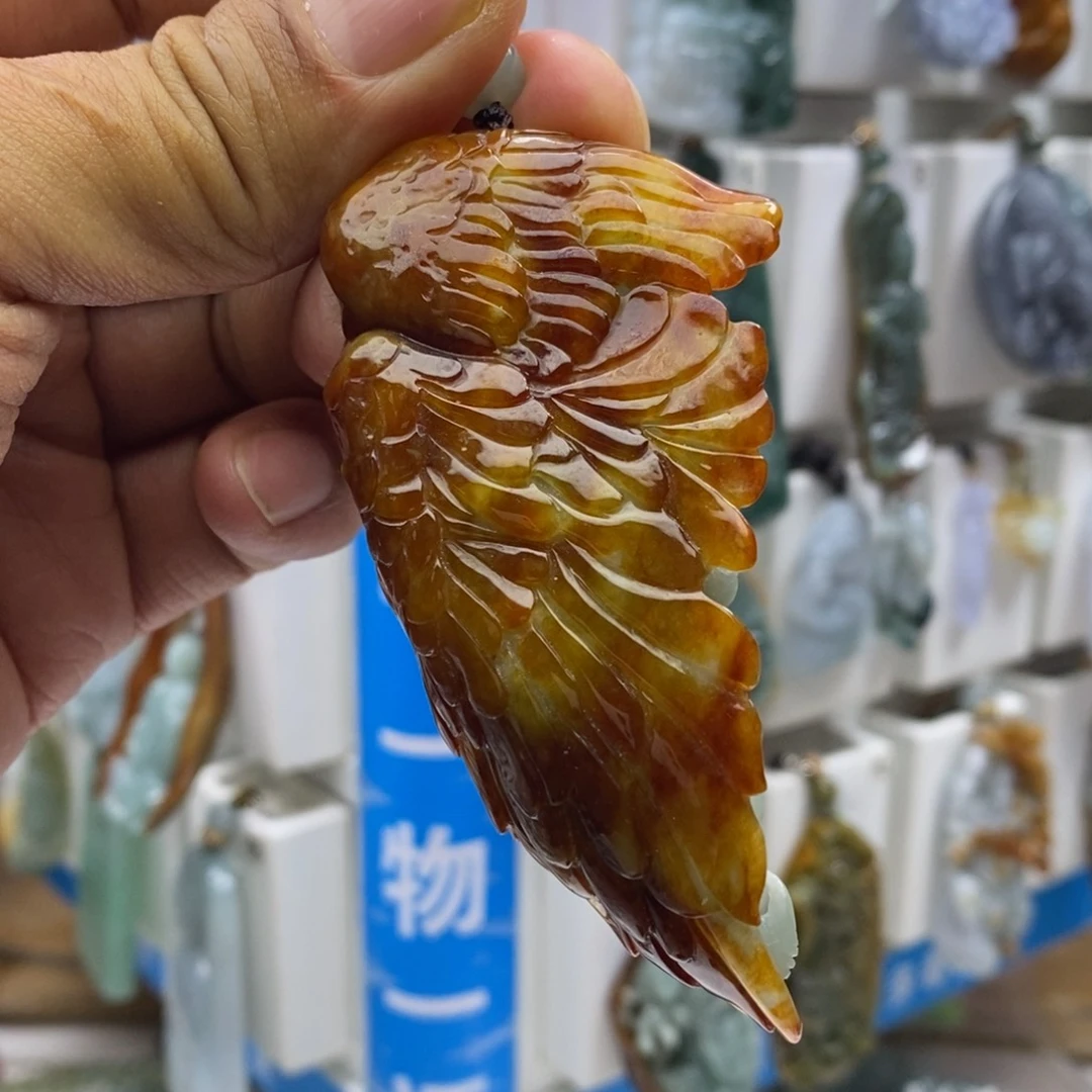 翡翠颈饰未镶嵌财