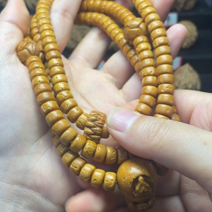 文玩核桃把件实心核壁85