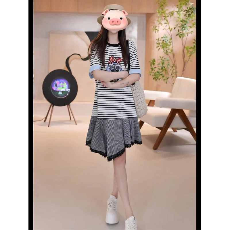 条纹设计感连衣裙2025年夏季新款女装气质温柔风裙子韩系宽松大码