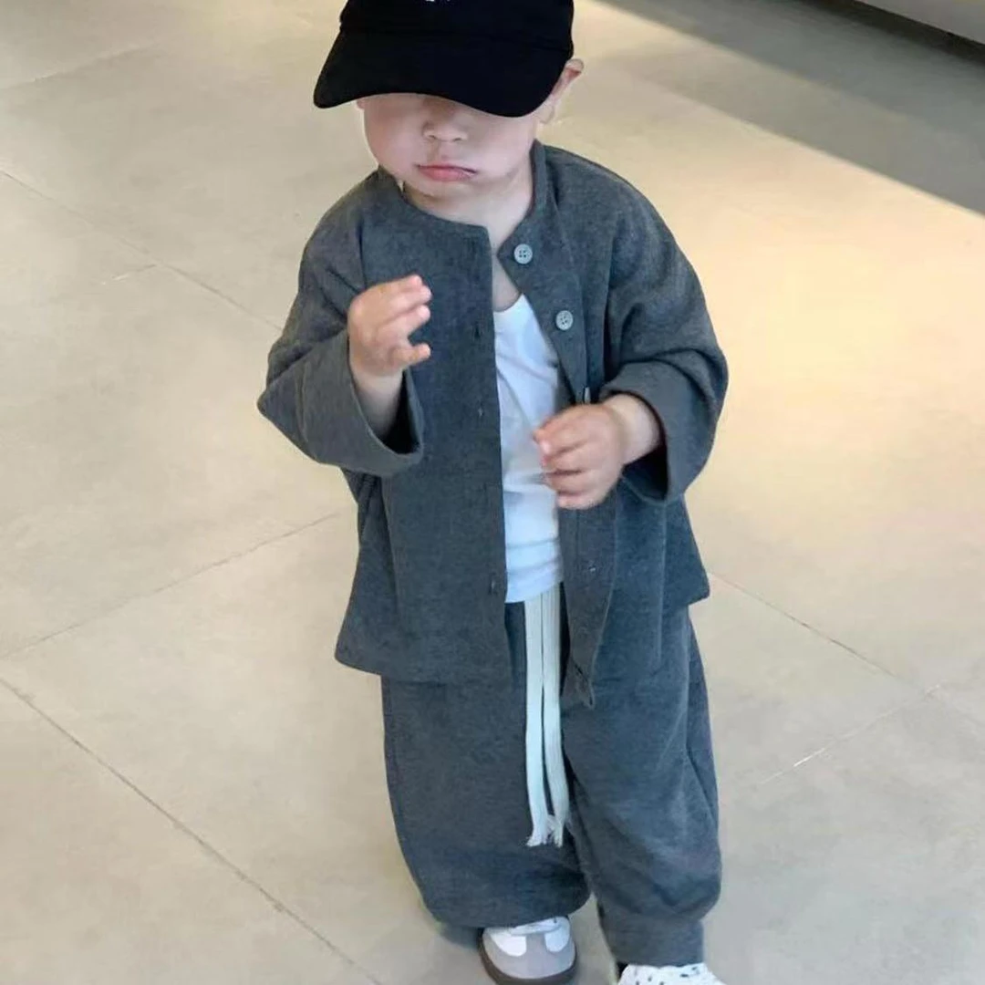 20252025新款童装男女童秋季韩版休闲宝宝洋气字母开衫款帅气套装