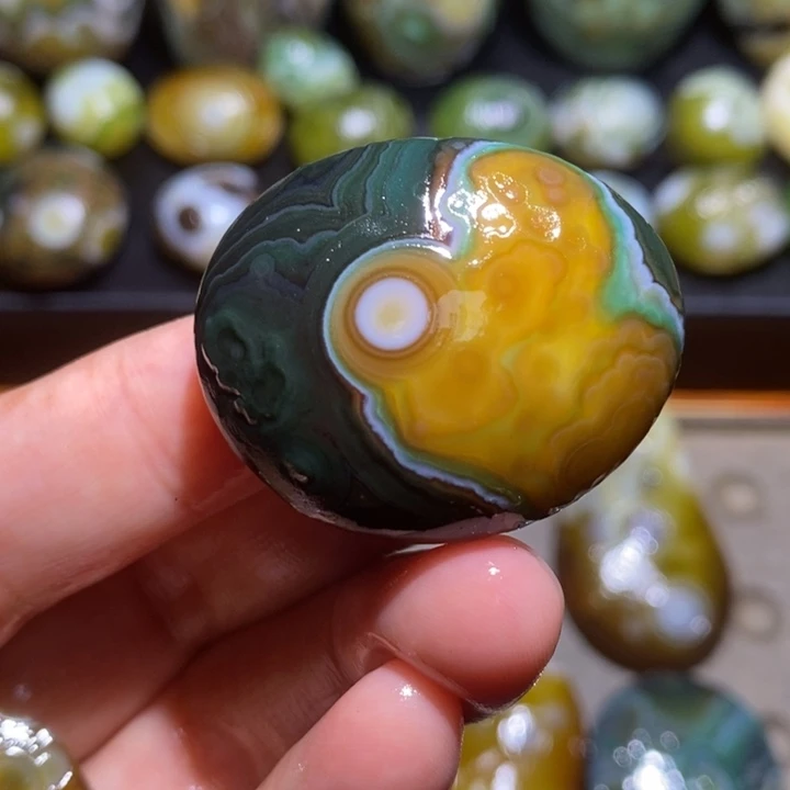 未镶嵌玛瑙/玉髓珠宝半成品43