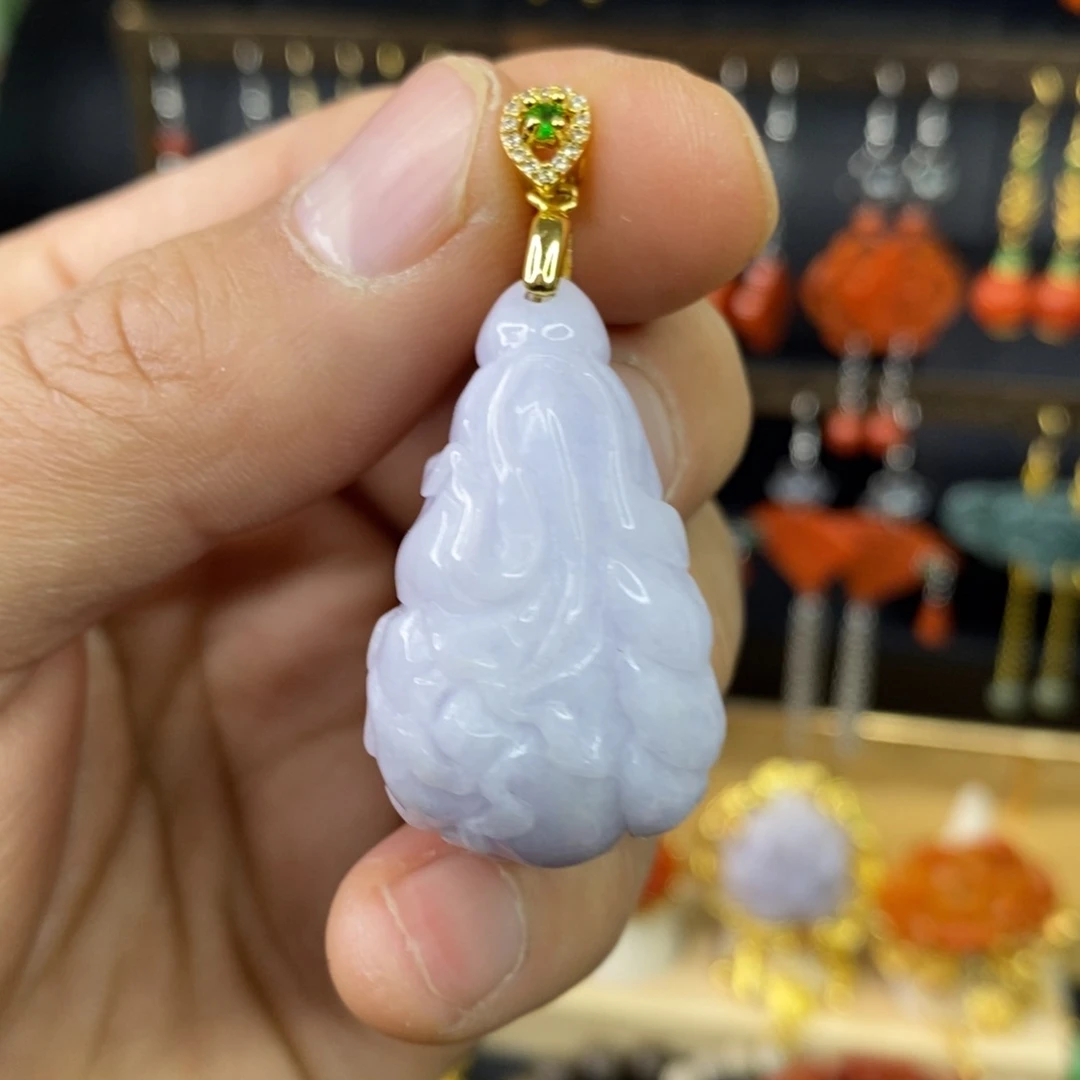 颈饰未镶嵌翡翠吊坠