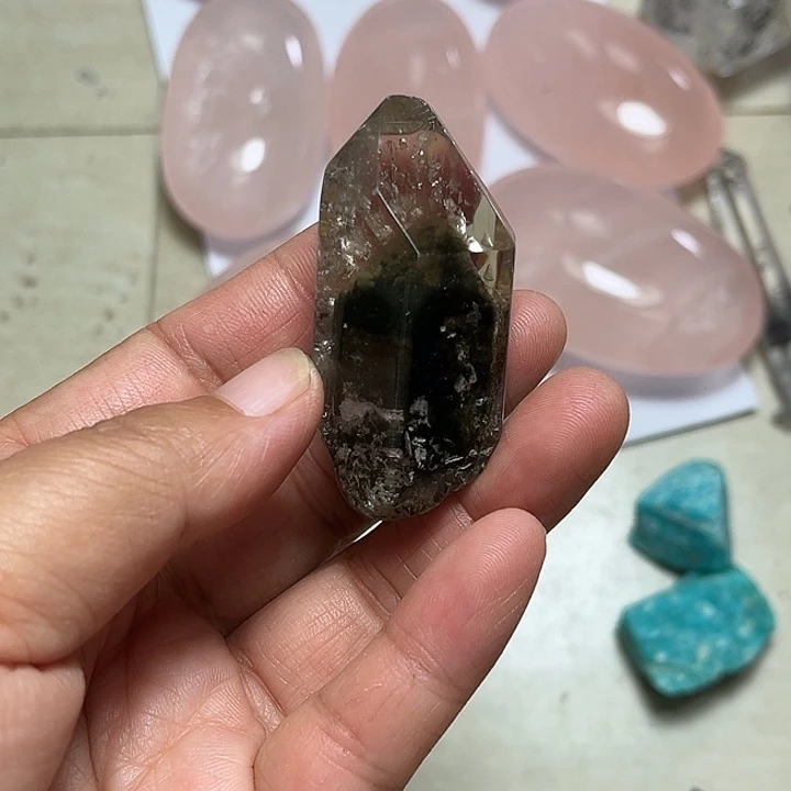 高***动未镶嵌珠宝半成品水晶
