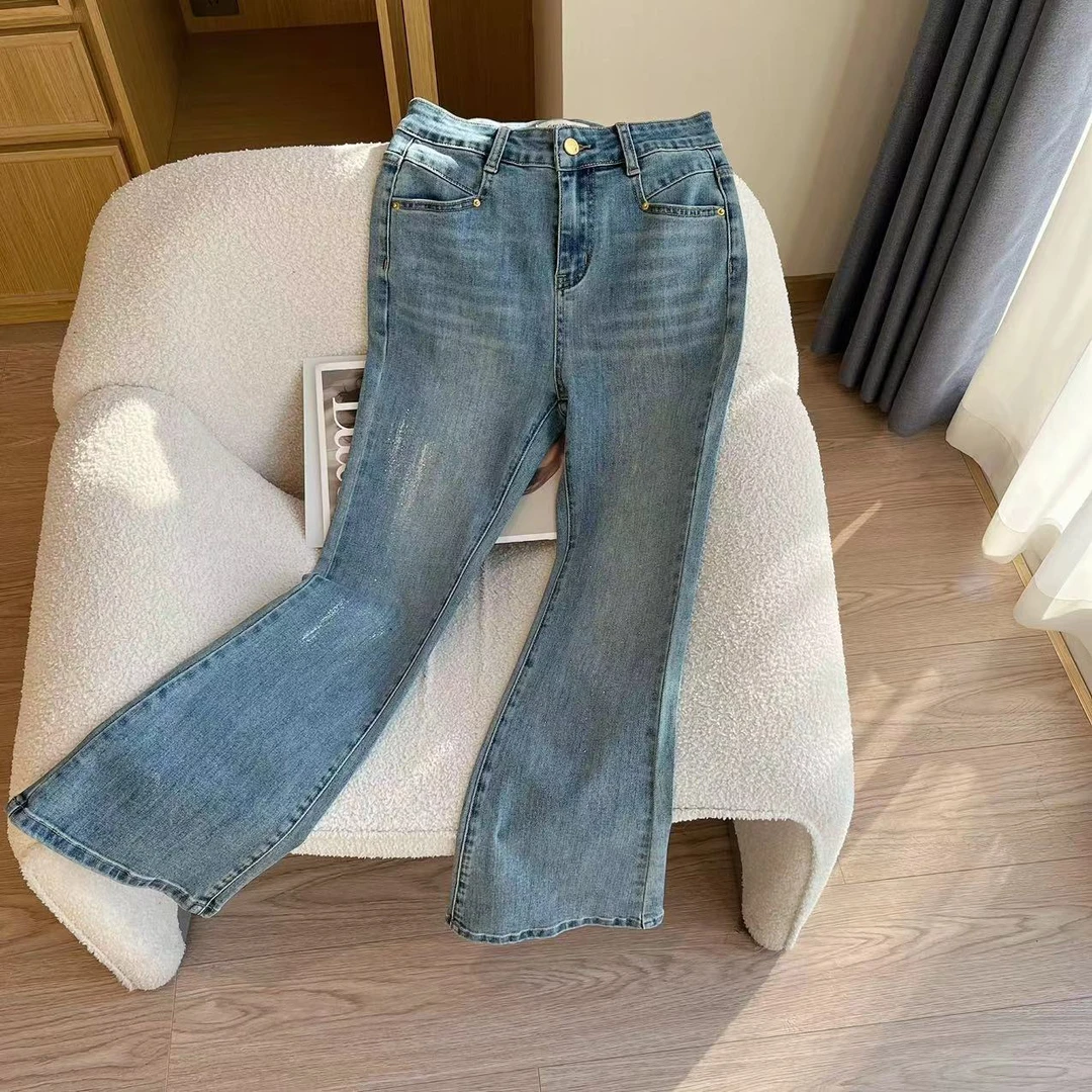 YUE26802时尚面试高腰显瘦九分高弹烫钻微喇牛仔裤女装女小个子