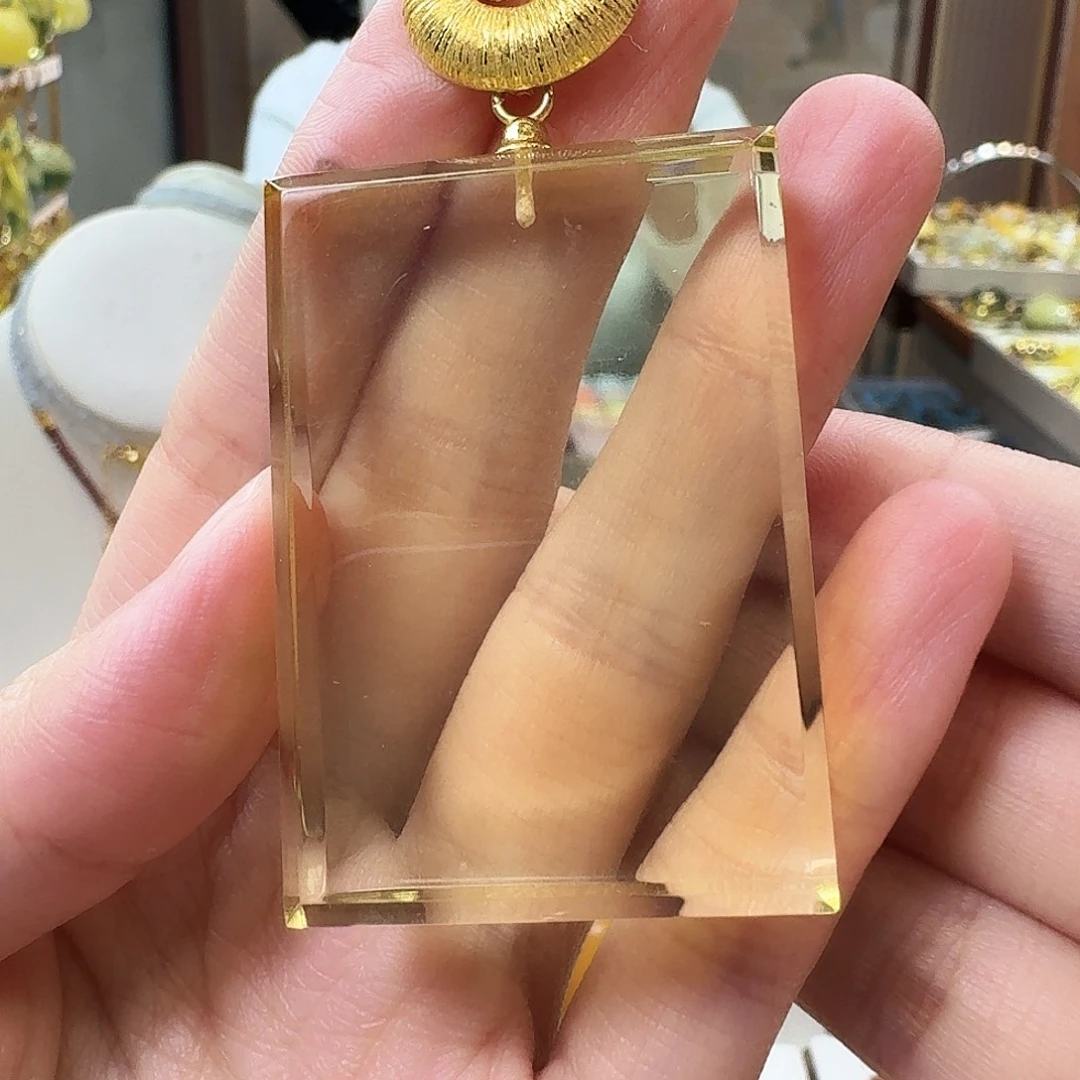 琥珀未镶嵌颈饰吊坠