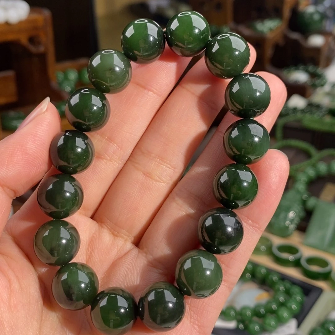 和田玉（碧玉）手链未镶嵌西**娃