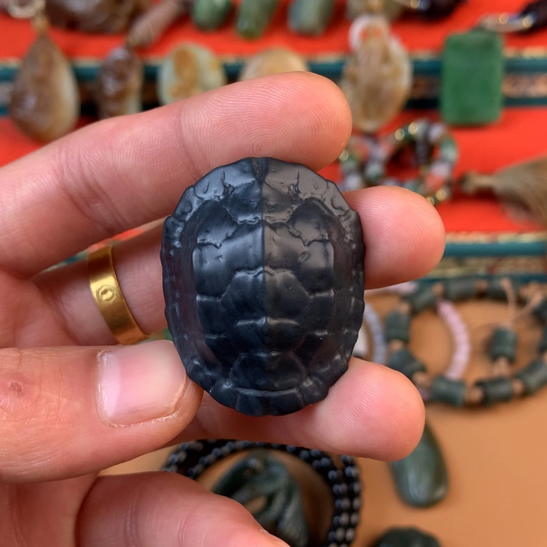 和田玉（糖玉）挂件未镶嵌