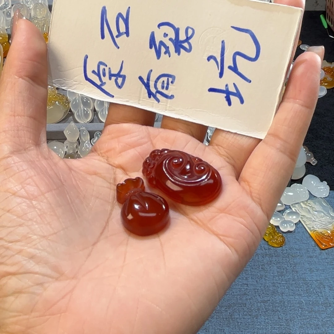 玛瑙/玉髓未镶嵌颈饰