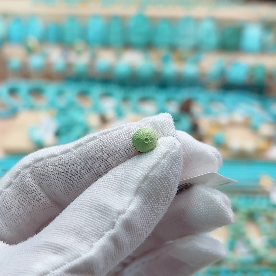 绿松石未镶嵌珠宝奇石6.4@