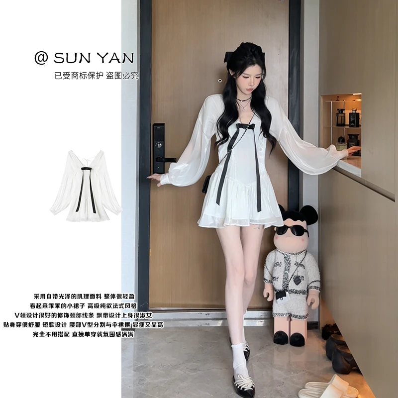 孙妍新款【甜萝连衣裙】时尚法式设计感V领蝴蝶结装饰收腰连衣裙女