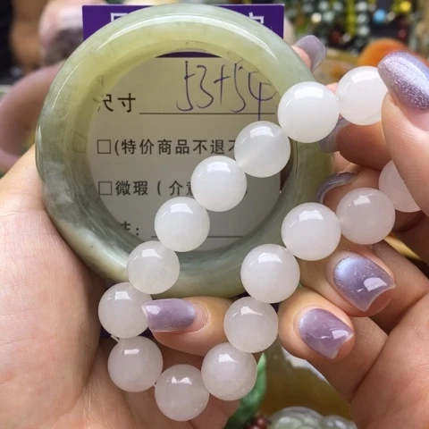 未镶嵌蛇纹石玉手镯