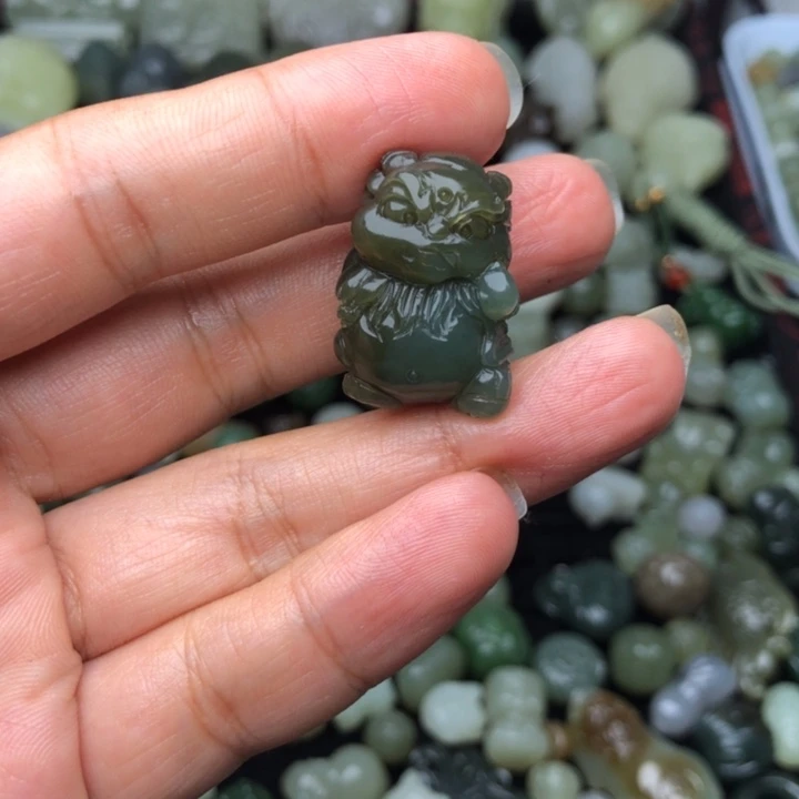 【闪购商品】和田玉未镶嵌颈饰